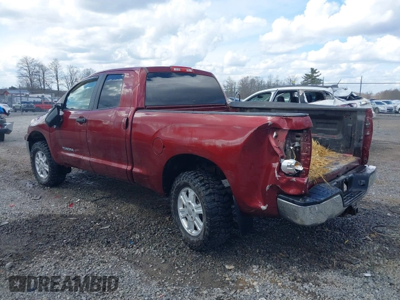 2008 Toyota Tundra z VIN 5TFBV54158X080022, wystawiony jako IAAI lot #38891111 z przebiegiem 183 752 mil mil oraz . Historia ofert i sprzedaży dostępna na DreamBid. Obrazek 3.
