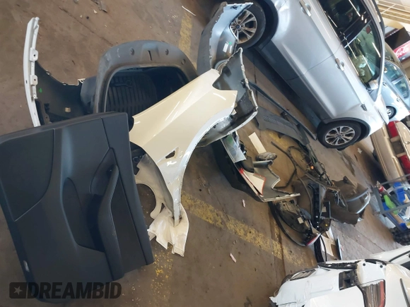 2021 Tesla Model Y Performance with VIN 5YJYGDEF4MF263473, listed as a IAAI auction lot 41851083 with 39,289 mi miles and . Bid and sale history available at DreamBid. Image 12.