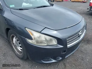 2009 Nissan Maxima 3.5 SV w/Sport Pkg with VIN 1N4AA51E19C853520, listed as a IAAI auction lot 41972778 with 172,981 mi miles. Bid and sale history available at carsss.com. Image 6.