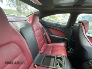 2014 Mercedes-Benz C 250 z VIN WDDGJ4HB1EG286714, wystawiony jako Copart lot #59034755 z przebiegiem 98 092 mil mil oraz Czysty tytuł • Clean title. Historia ofert i sprzedaży dostępna na DreamBid. Obrazek 6.