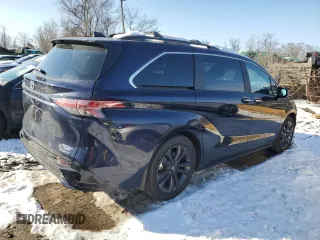 2024 Toyota Sienna XSE with VIN 5TDXRKEC2RS187433, listed as a Copart auction lot 41592575 with 10,283 mi miles and Salvage Title. Bid and sale history available at carsss.com. Image 3.