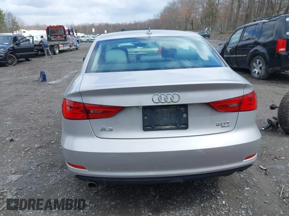 2015 Audi A3 z VIN WAUEFHFF9F1030113, wystawiony jako IAAI lot #41953949 z przebiegiem 98 755 mil mil oraz . Historia ofert i sprzedaży dostępna na DreamBid. Obrazek 16.