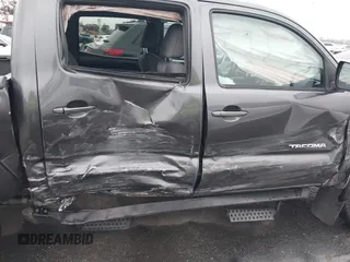 2014 Toyota Tacoma PreRunner with VIN 3TMJU4GN5EM167783, listed as a IAAI auction lot 42031603 with 179,574 mi miles and . Bid and sale history available at DreamBid. Image 13.