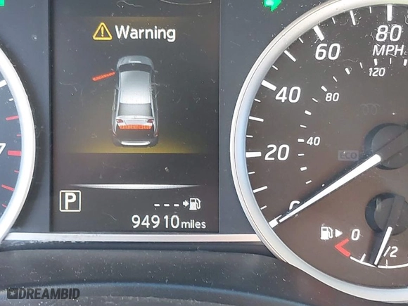 2016 Nissan Sentra SR with VIN 3N1AB7AP8GL660225, listed as a IAAI auction lot 41337142 with 94,910 mi miles. Bid and sale history available at carsss.com. Image 15.