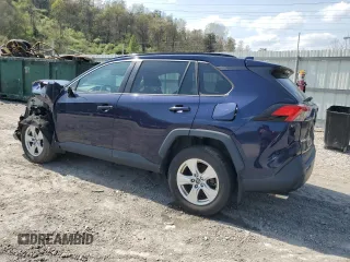 2019 Toyota RAV4 XLE with VIN 2T3P1RFV5KW059014, listed as a Copart auction lot 51770985 with 110,347 mi miles and Salvage Title. Bid and sale history available at carsss.com. Image 2.