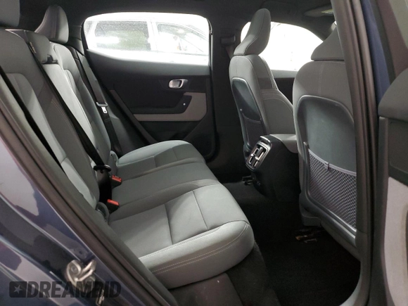 2023 Polestar 2 z VIN YSMEG3KA1PL115406, wystawiony jako Copart lot #57620695 z przebiegiem 40 952 mil mil oraz Tytuł czysty. Historia ofert i sprzedaży dostępna na DreamBid. Obrazek 10.