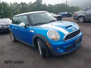 2011 MINI Hardtop S with VIN WMWSV3C52BTY13289, listed as a IAAI auction lot 42648086 with Not provided miles and . Bid and sale history available at DreamBid. Image 1.
