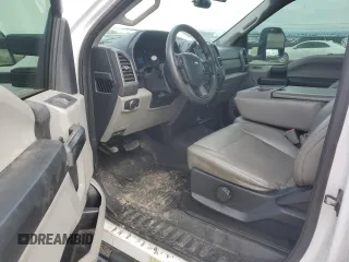 2017 Ford F-550 XL with VIN 1FDUF5GT0HEB62296, listed as a Copart auction lot 48300215 with 138,236 mi miles and Clean Title. Bid and sale history available at carsss.com. Image 8.
