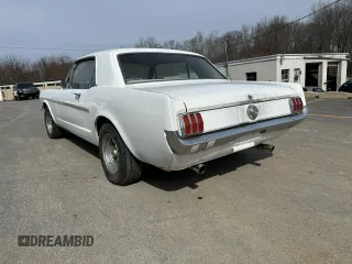 1966 Ford Mustang z VIN 6R07A196382, wystawiony jako Copart lot #49233695 z przebiegiem 23 927 mil mil oraz Nie do naprawy. Historia ofert i sprzedaży dostępna na DreamBid. Obrazek 2.
