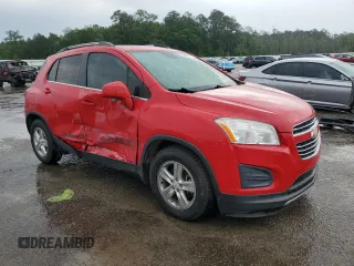 2015 Chevrolet Trax LT z VIN KL7CJLSB5FB263220, wystawiony jako Copart lot #54289795 z przebiegiem 64 025 mil mil oraz Szkoda całkowita • Salvage title. Historia ofert i sprzedaży dostępna na DreamBid. Obrazek 4.