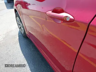 2016 Hyundai Accent SE z VIN KMHCT4AE4GU164307, wystawiony jako IAAI lot #42290071 z przebiegiem 126 426 mil mil oraz . Historia ofert i sprzedaży dostępna na DreamBid. Obrazek 14.