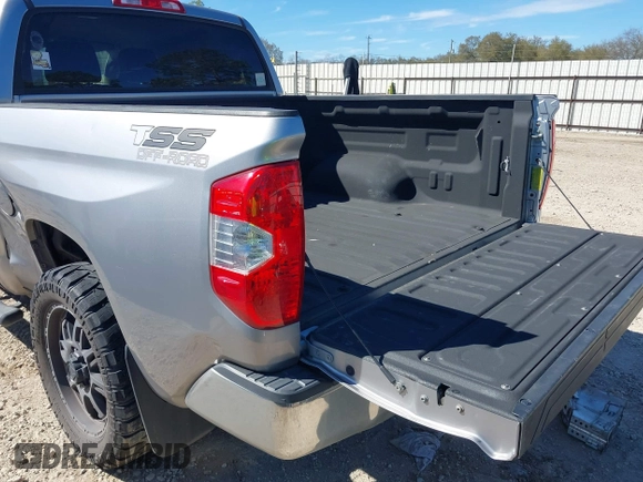 2017 Toyota Tundra 2WD SR5 with VIN 5TFEW5F13HX215375, listed as a IAAI auction lot 41716639 with 78,815 mi miles. Bid and sale history available at carsss.com. Image 17.