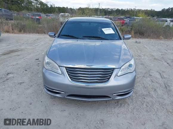 2014 Chrysler 200 LX with VIN 1C3CCBAG3EN152347, listed as a IAAI auction lot 41899981 with 102,918 mi miles. Bid and sale history available at carsss.com. Image 6.