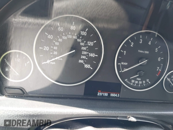 2014 BMW 3 Series 328i xDrive с VIN WBA3B5C58EP543698, выставлен на аукционе IAAI как лот 42417625 с пробегом 237 150 миль миль и . История ставок и продаж доступна на DreamBid. Изображение 6.