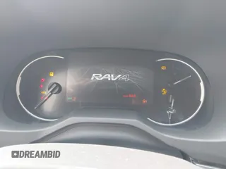2025 Toyota RAV4 XLE Premium with VIN 2T3C1RFV9SC323495, listed as a IAAI auction lot 42136805 with 947 mi miles and . Bid and sale history available at DreamBid. Image 15.