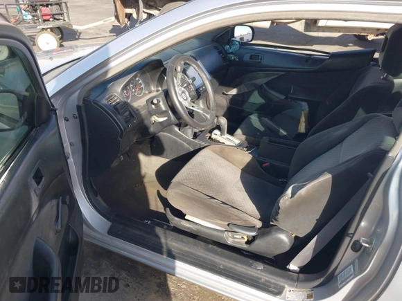 2005 Honda Civic VP z VIN 1HGEM22105L059780, wystawiony jako IAAI lot #41516233 z przebiegiem 117 423 mil mil oraz . Historia ofert i sprzedaży dostępna na DreamBid. Obrazek 5.