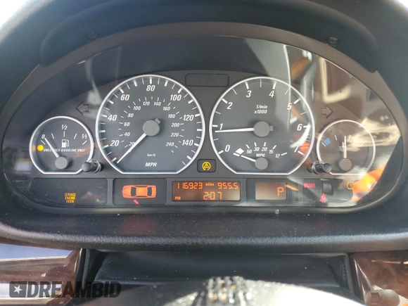 2006 BMW 3 Series 330Ci with VIN WBABW53496PZ40295, listed as a Copart auction lot 45374325 with 116,923 mi miles and Salvage Title. Bid and sale history available at carsss.com. Image 9.