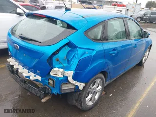 2014 Ford Focus SE with VIN 1FADP3K23EL162634, listed as a IAAI auction lot 41772913 with 113,405 mi miles. Bid and sale history available at carsss.com. Image 4.