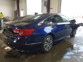 2020 Honda Accord Touring with VIN 1HGCV3F95LA012182, listed as a IAAI auction lot 42510566 with 60,426 mi miles and . Bid and sale history available at DreamBid. Image 4.