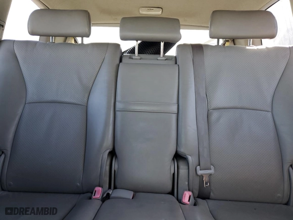 2006 Toyota Highlander Hybrid with VIN JTEEW21AX60009056, listed as a Copart auction lot 52532665 with 240,575 mi miles and Salvage Title. Bid and sale history available at carsss.com. Image 10.