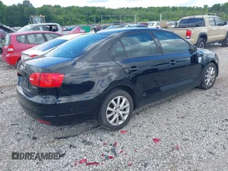 2012 Volkswagen Jetta SE с VIN 3VWDX7AJ4CM411199, выставлен на аукционе IAAI как лот 42535994 с пробегом 148 475 миль миль и . История ставок и продаж доступна на DreamBid. Изображение 4.