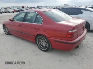 2000 BMW M5 z VIN WBSDE9345YBZ94093, wystawiony jako Copart lot #74606874 z przebiegiem Nie podano mil oraz Nie do naprawy • Non repairable. Historia ofert i sprzedaży dostępna na DreamBid. Obrazek 2.