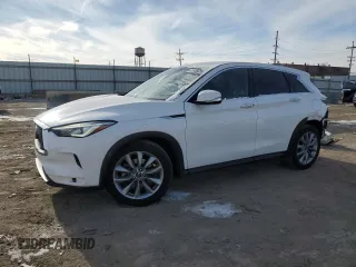 2021 Infiniti QX50 Pure z VIN 3PCAJ5AAXMF118487, wystawiony jako Copart lot #41606655 z przebiegiem 84 554 mil mil oraz Szkody całkowita. Historia ofert i sprzedaży dostępna na DreamBid. Obrazek 1.