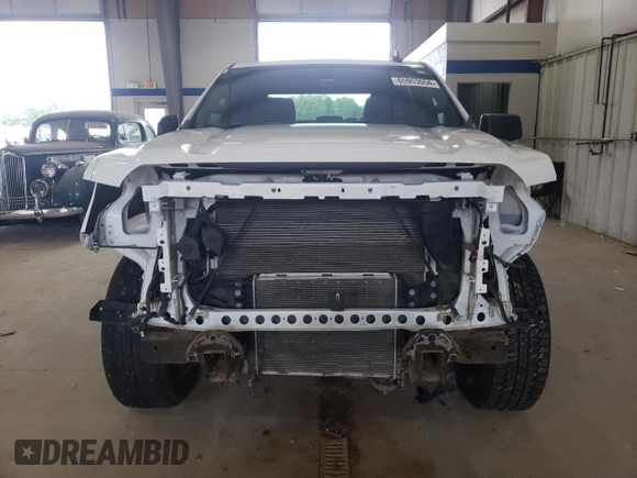 2022 GMC Sierra 1500 Elevation with VIN 3GTU9CET9NG177547, listed as a Copart auction lot 65953654 with 68,249 mi miles and Salvage Title. Bid and sale history available at DreamBid. Image 5.