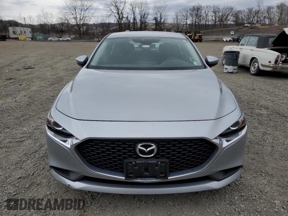 2019 Mazda 3 z VIN 3MZBPABL1KM113129, wystawiony jako Copart lot #48610145 z przebiegiem Nie podano mil oraz Szkoda całkowita • Salvage title. Historia ofert i sprzedaży dostępna na DreamBid. Obrazek 5.
