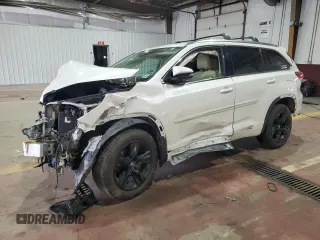 2018 Toyota Highlander Limited with VIN 5TDDZRFH6JS901073, listed as a Copart auction lot 62662115 with Not provided miles and Salvage title. Bid and sale history available at DreamBid. Image 1.