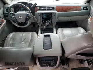 2007 Chevrolet Avalanche LTZ with VIN 3GNFK12377G133496, listed as a Copart auction lot 53552685 with 182,746 mi miles and Salvage Title. Bid and sale history available at DreamBid. Image 8.