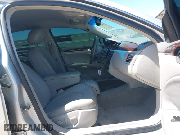 2011 Buick Lucerne CXL with VIN 1G4HC5EM3BU148802, listed as a IAAI auction lot 41961785 with 113,060 mi miles and . Bid and sale history available at carsss.com. Image 5.