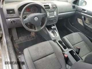 2008 Volkswagen Rabbit S z VIN WVWBA71K18W013427, wystawiony jako Copart lot #55589675 z przebiegiem 137 070 mil mil oraz Szkody całkowita. Historia ofert i sprzedaży dostępna na DreamBid. Obrazek 8.