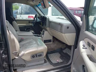 2002 Chevrolet Suburban LS with VIN 1GNFK16Z22J123187, listed as a IAAI auction lot 41907383 with 1 mi miles. Bid and sale history available at carsss.com. Image 5.
