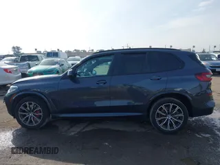 2021 BMW X5 xDrive45e with VIN 5UXTA6C00M9D24349, listed as a IAAI auction lot 41458445 with 43,116 mi miles. Bid and sale history available at carsss.com. Image 14.