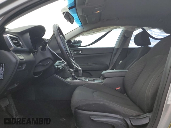 2017 Kia Optima Hybrid with VIN KNAGT4LE7H5011318, listed as a Copart auction lot 67912614 with 138,359 mi miles and Salvage Title. Bid and sale history available at carsss.com. Image 7.