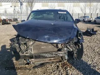 2014 Volkswagen Routan SE with VIN 2C4RVABG1ER134831, listed as a Copart auction lot 84247044 with 111,982 mi miles and Non repairable. Bid and sale history available at DreamBid. Image 5.