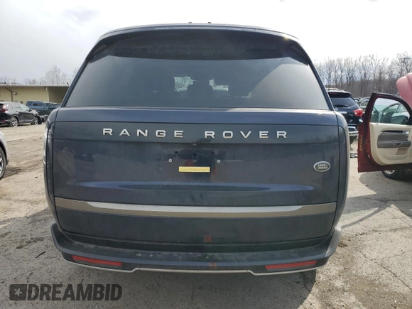 2023 Land Rover Range Rover SE z VIN SALKP9E72PA033643, wystawiony jako Copart lot #49988445 z przebiegiem 35 264 mil mil oraz Szkoda całkowita • Salvage title. Historia ofert i sprzedaży dostępna na DreamBid. Obrazek 6.