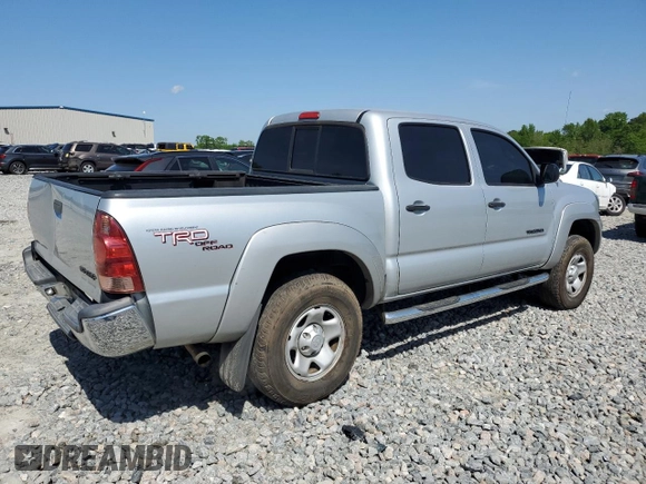 2007 Toyota Tacoma with VIN 3TMLU42N47M013570, listed as a Copart auction lot 52178225 with 199,812 mi miles and Salvage Title. Bid and sale history available at DreamBid. Image 3.