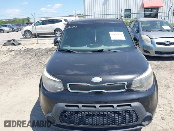 2014 Kia Soul with VIN KNDJN2A24E7709921, listed as a IAAI auction lot 42052622 with 151,378 mi miles. Bid and sale history available at carsss.com. Image 6.
