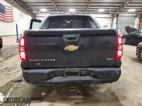 2010 Chevrolet Avalanche LTZ with VIN 3GNVKGE04AG187183, listed as a Copart auction lot 51828355 with 157,706 mi miles and Salvage title. Bid and sale history available at DreamBid. Image 6.