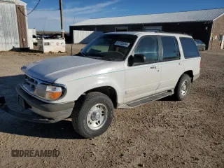 1996 Ford Explorer XL z VIN 1FMDU34X7TUB55300, wystawiony jako Copart lot #84891704 z przebiegiem 163 734 mil mil oraz Tytuł czysty. Historia ofert i sprzedaży dostępna na DreamBid. Obrazek 1.
