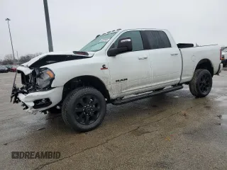 2024 Ram 2500 Big Horn z VIN 3C6UR5DL2RG407021, wystawiony jako Copart lot #43030985 z przebiegiem 2 054 mil mil oraz Szkoda całkowita • Salvage title. Historia ofert i sprzedaży dostępna na DreamBid. Obrazek 1.