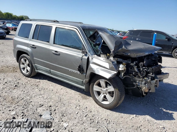 2011 Jeep Patriot Latitude with VIN 1J4NT1GB4BD208737, listed as a Copart auction lot 53394255 with 60,959 mi miles and Salvage Title. Bid and sale history available at carsss.com. Image 4.