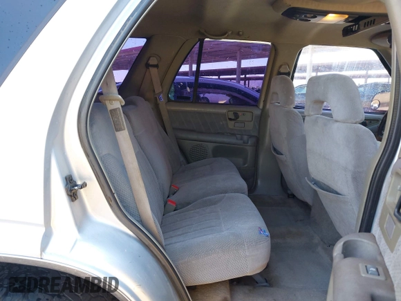 1997 Chevrolet Blazer LS z VIN 1GNDT13W0V2186110, wystawiony jako IAAI lot #42422561 z przebiegiem 233 189 mil mil oraz . Historia ofert i sprzedaży dostępna na DreamBid. Obrazek 8.
