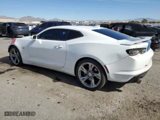 2020 Chevrolet Camaro 1SS with VIN 1G1FE1R77L0109781, listed as a Copart auction lot 77379504 with 59,108 mi miles and Salvage Title. Bid and sale history available at carsss.com. Image 2.