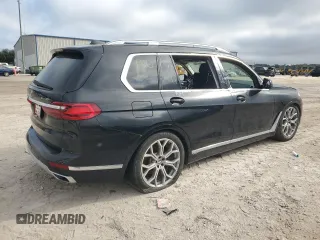 2020 BMW X7 xDrive40i with VIN 5UXCW2C01L9B96566, listed as a Copart auction lot 44604155 with 0 mi miles and Clean Title. Bid and sale history available at carsss.com. Image 3.