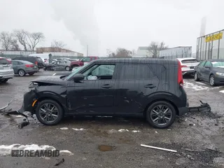 2022 Kia Soul EX with VIN KNDJ33AU1N7803820, listed as a IAAI auction lot 41574877 with 55,340 mi miles. Bid and sale history available at carsss.com. Image 14.