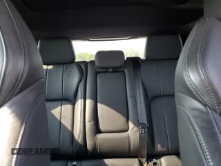 2019 Land Rover Range Rover Evoque SE z VIN SALVP2RX8KH349871, wystawiony jako Copart lot #59990275 z przebiegiem 67 301 mil mil oraz Szkoda całkowita • Salvage title. Historia ofert i sprzedaży dostępna na DreamBid. Obrazek 10.