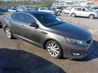 2014 Kia Optima EX with VIN 5XXGN4A72EG275751, listed as a IAAI auction lot 41807589 with 197,461 mi miles. Bid and sale history available at carsss.com. Image 1.